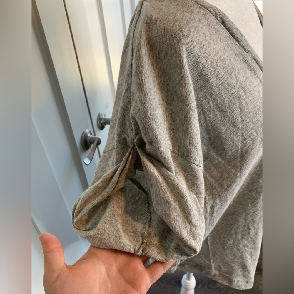 Free People Gray Short Sleeve Tee With Embroidered detail size XS - Picture 7 of 13